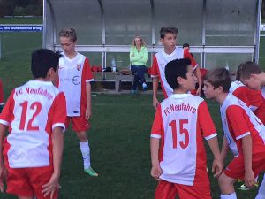 FC Neufahrn im neuen Trikot