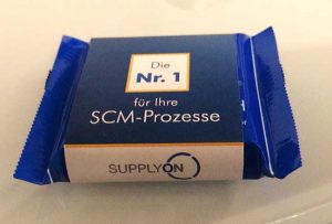 SupplyOn, die Nr. 1 für SCM Prozesse in der Fertigungsindustrie, hatte für die Messebesucher eine süße Überraschung parat