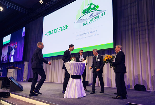 At the Railway Forum 20210, this year's Railsponsible Award was presented to Schaeffler (photo by IPM)