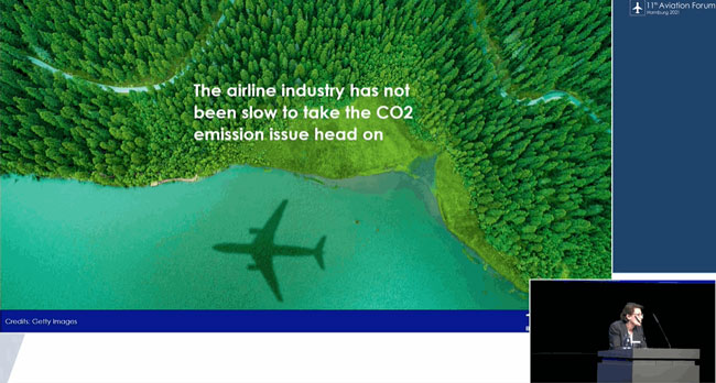 Prof. Dr. Yannick Assouad, EVP Thales Avionics, präsentiert die neue Ära der Luftfahrt
