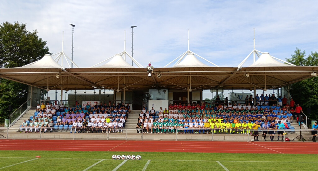 Gruppenfoto (© Steffen Keber)